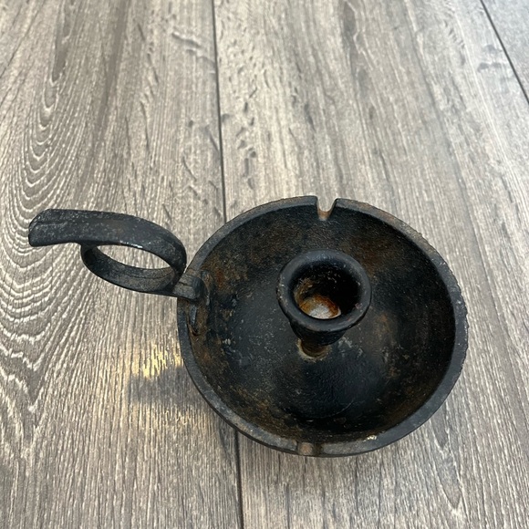 Vintage Canada Forge Cast Iron Chambersticks - Picture 2 of 6